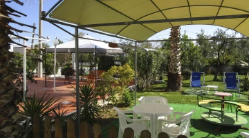 Furnished outdoor spaces