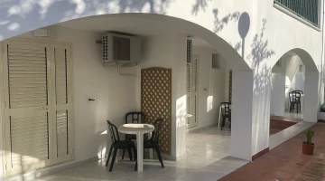 Private furnished patio