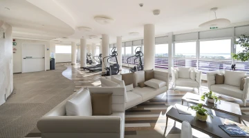 Espace détente adjacent au gym