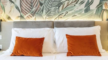Furnishing details