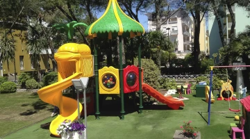 Aire de jeux extérieure