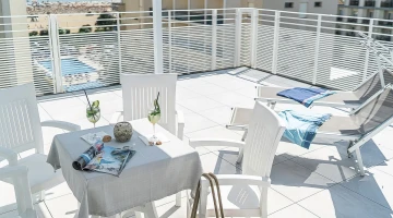 Espace détente en terrasse