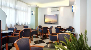 Salle commune avec TV