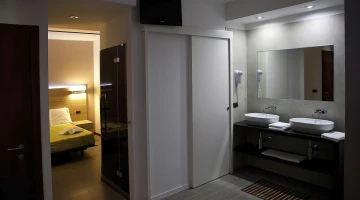 Doppio lavabo in suite