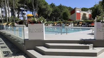 Access to the pool area