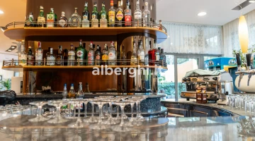 Bar detail