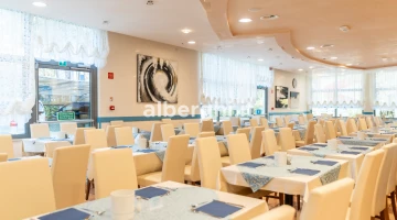 Restaurant hall