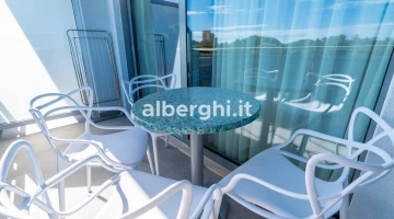 Furnished balcony