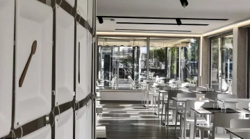 Entrée de la salle du petit-déjeuner