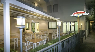 Möblierte Terrasse
