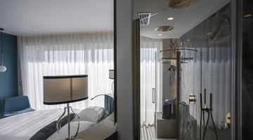 Disposizione ambienti in Junior Suite fronte mare
