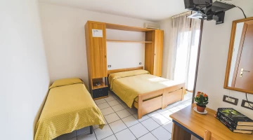 Dreibettzimmer