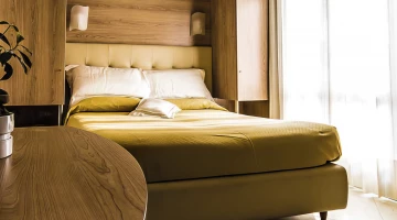 Stanza con letto matrimoniale