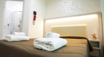 Chambre double avec salle de bain privée