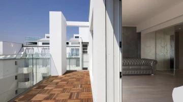 Balcone arredato in Suite Superior