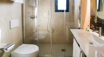 Bathroom of a Design Room with shower box