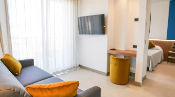 Zona living in Camera Design