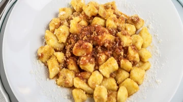Gnocchi with ragù
