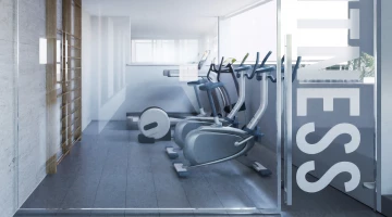Salle de remise en forme équipée