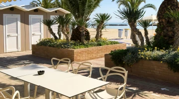 Bains publics avec espaces de détente
