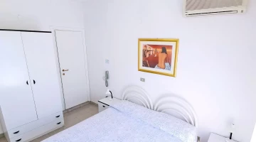 Camera con aria condizionata