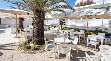 Bar ristorantino sulla spiaggia