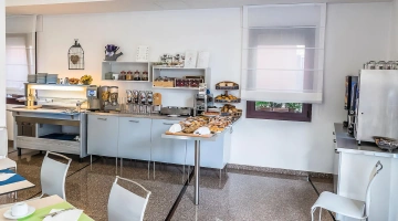 Continental breakfast buffet