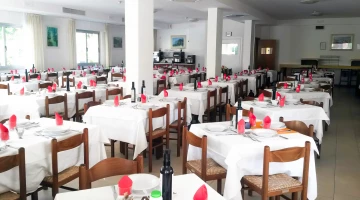 Restaurant hall