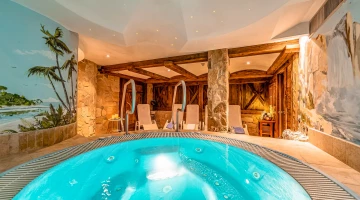 Spa hydromassage pool