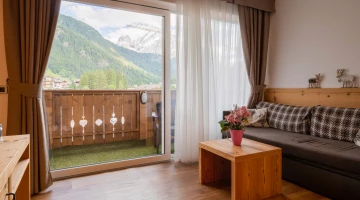 Suite mit Bergblick