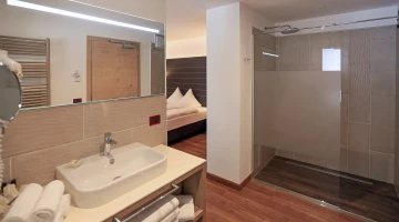 Badezimmer im Familienzimmer