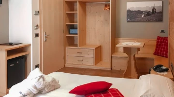Einrichtungsgegenstände in einem Zimmer