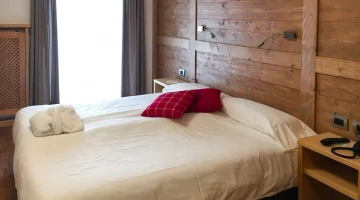 Zimmer mit Doppelbett