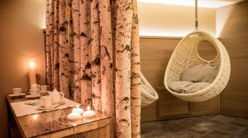 Relaxation area with herbal tea in the Spa