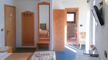 Room with TV and private bathroom