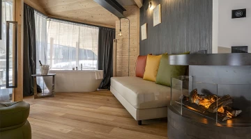 Junior Suite Arshile Gorky con vasca e camino