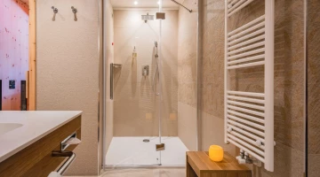 Bagno privato con box doccia