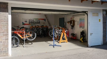 Bike room videosorvegliata