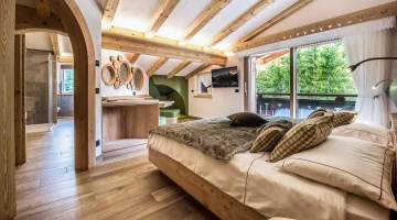 Suite with balcony