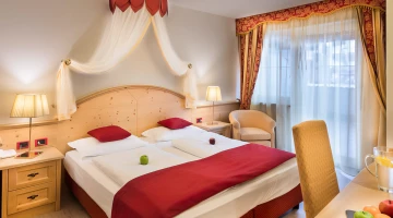 Zimmer mit Doppelbett