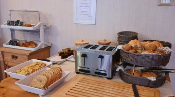 Brotecke im Frühstücksbuffet