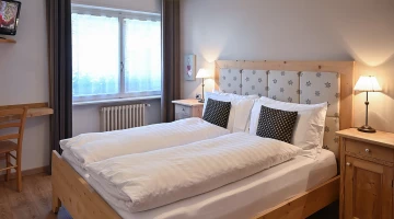 Zimmer mit Doppelbett