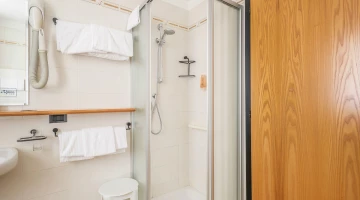 Bagno privato con box doccia