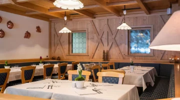 Internal restaurant
