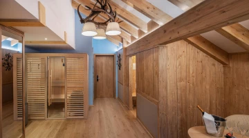 Suite with Sauna