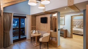 Living area in Suite
