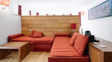 Chambre avec deux lits simples