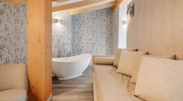 Baignoire dans la chambre 
