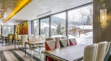 Sala ristorante con vista