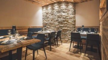 Restauranthalle Winestube Crozzon